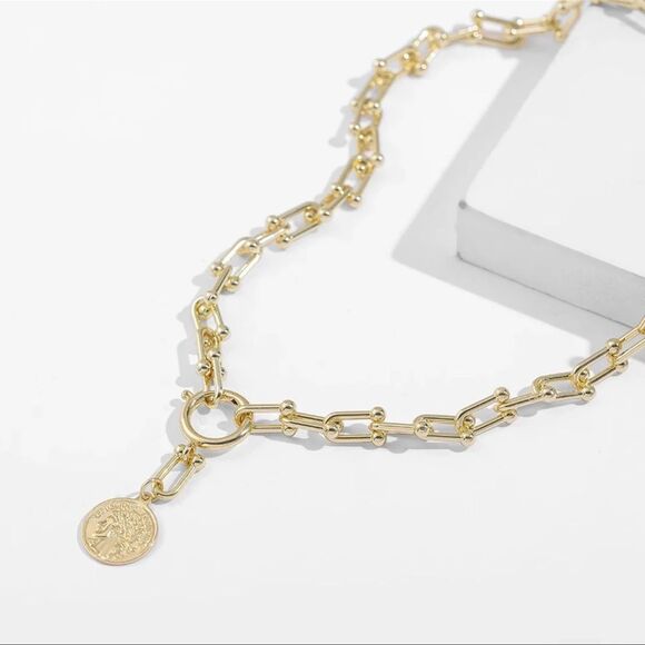 ANTHROPOLOGY BRAND NEW Graduated Link Gold Charm Necklace Brand New - Picture 4 of 11